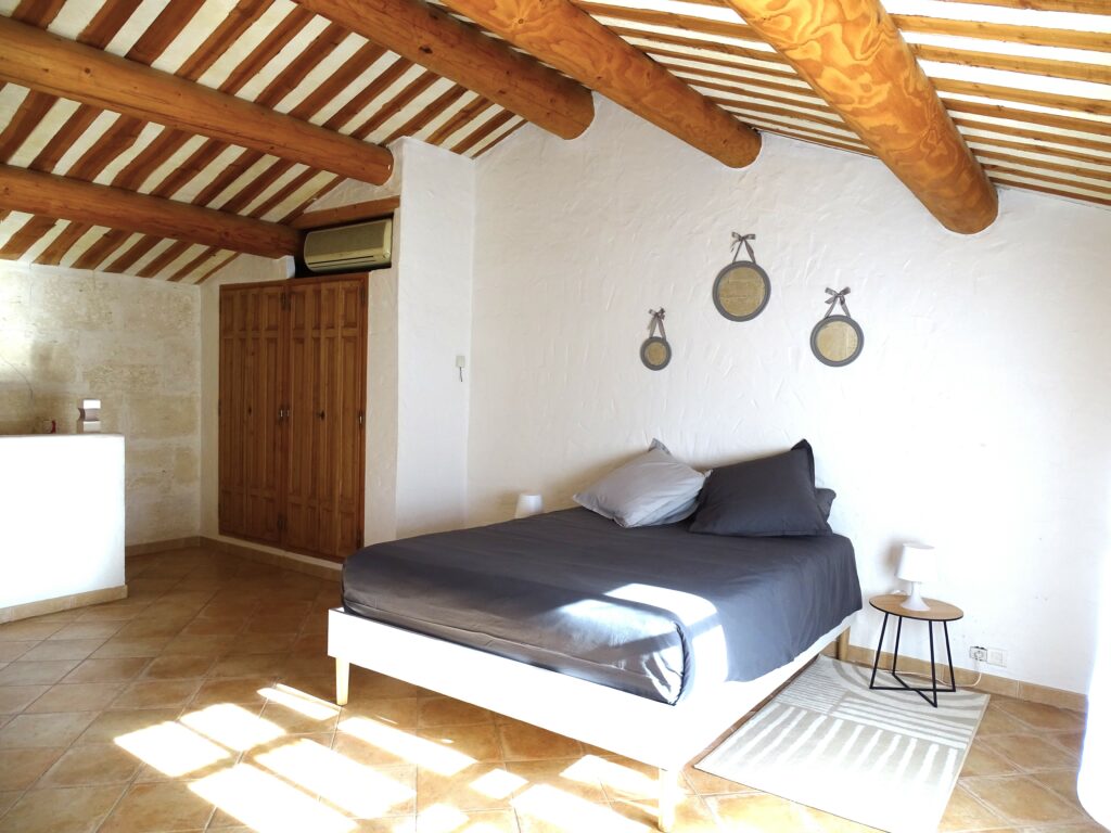 Location gite charme terrasse Cabannes Provence